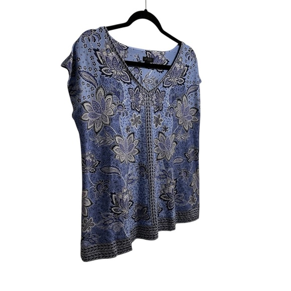 J. Jill Wearever Collection blue and white floral and border blouse top Medium - Picture 4 of 11